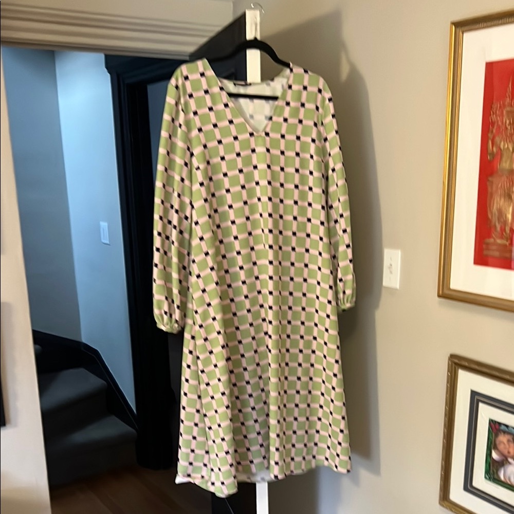 STINE GOYA A-Line Dress Green and Pink Bishop Sleeve